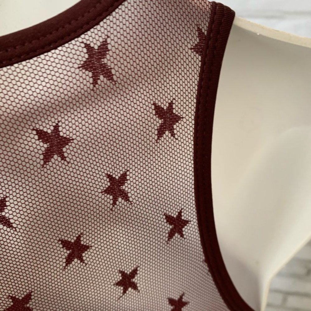 Burgundy Round Neck Star Mesh Sports Bra - Picture 4 of 8